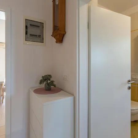 Gorgeous In With Kitchen Appartamento *