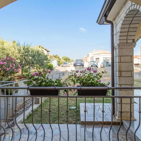 Appartamento Gorgeous In With Kitchen *